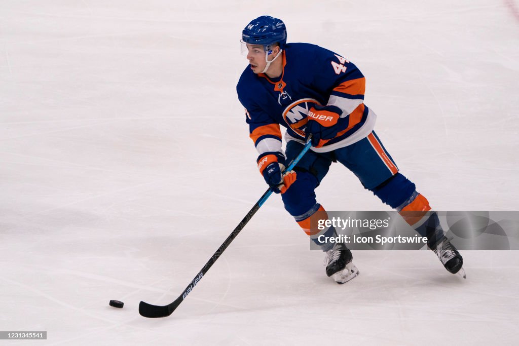 NHL: FEB 22 Sabres at Islanders