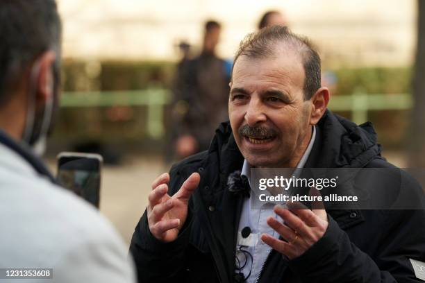 Anwar Rabbit 55 Anwar Al Bunni Stock Photos, High-Res Pictures, and Images - Getty ...