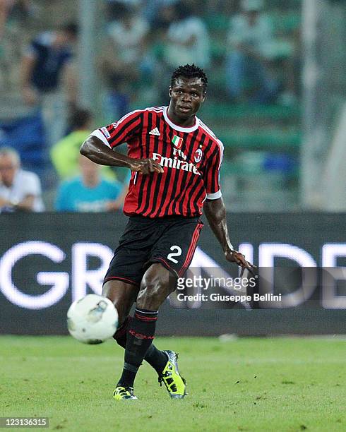 Taye Taiwo of Milan in action during the match between AC Milan and Juventus FC during the TIM preseason tournament at Stadio San Nicola on August...