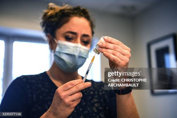 Dr. Maria Razon Marie France Photos and Premium High Res Pictures - Getty Images