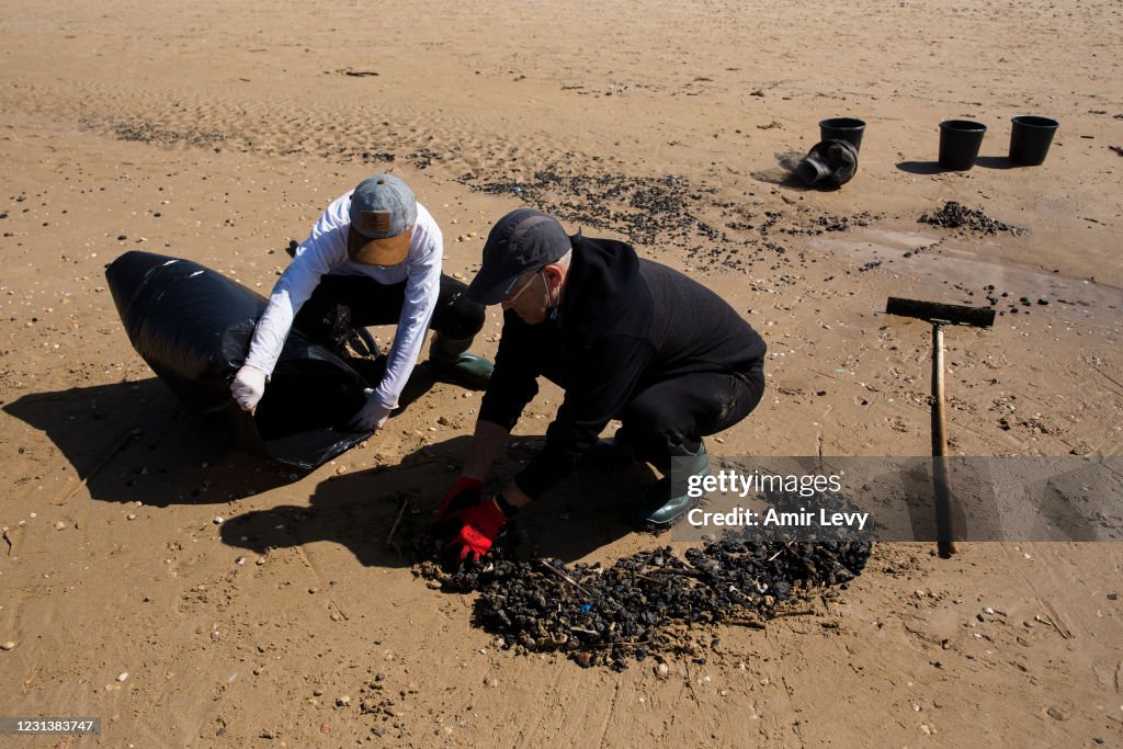 Cleanup Continues After Suspected Oil Spill Off Israel's Coast