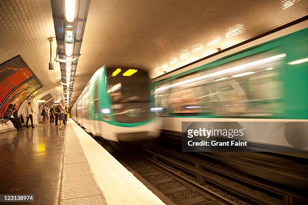 moving sub trains. - subway train fotografías e imágenes de stock