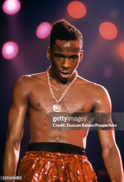 Bobby Brown 1989 Photos and Premium High Res Pictures - Getty Images