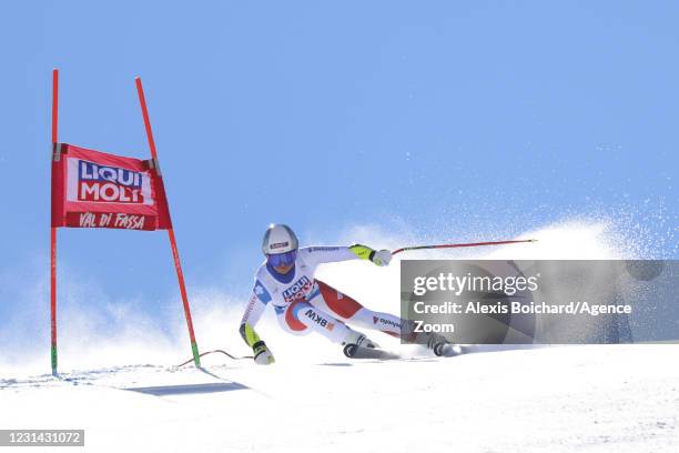 Corinne Suter of Switzerland in action during the Audi FIS Alpine Ski World Cup Women's Super Giant Slalom on February 28, 2021 in Val di Fassa,...