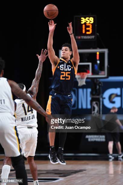 Josh Green of the Salt Lake City Stars shoots the ball against the Fort Wayne Mad Ants on March 2, 2021 at AdventHealth Arena in Orlando, Florida....