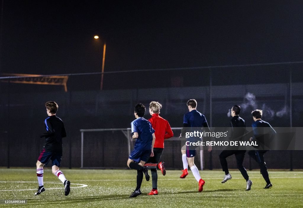 NETHERLANDS-VIRUS-HEALTH-SPORT-FBL