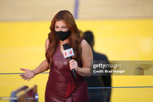Sideline reporter Rachel Nichols during Golden State Warriors vs Brooklyn Nets game at Chase Center. Nichols weaing mask. Oakland, CA 2/13/2021...