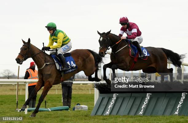 Meath , Ireland - 5 March 2021; Rambranlt'jac, with Paul Townend up, on their way to winning the Fairyhouse Dunboyne Castle Afternoon Tea Maiden...