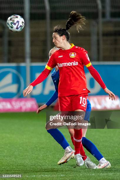 Milena Nokolic of TSV Bayer 04 Leverkusen controls the ball during the Flyeralarm Frauen Bundesliga match between Bayer 04 Leverkusen Women and 1....