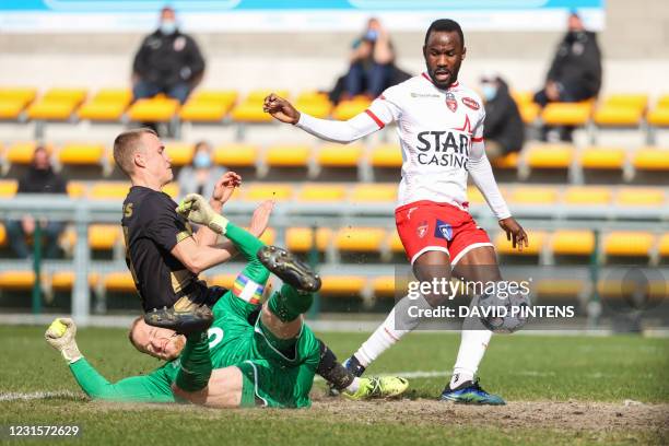 Mouscron's Fabrice Olinga scores a goal during a soccer match between Royal Excel Mouscron and Standard Liege, Sunday 07 March 2021 in Mouscron, on...