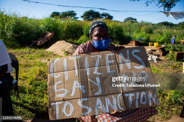 Zimbabwe Embassy Photos and Premium High Res Pictures - Getty Images