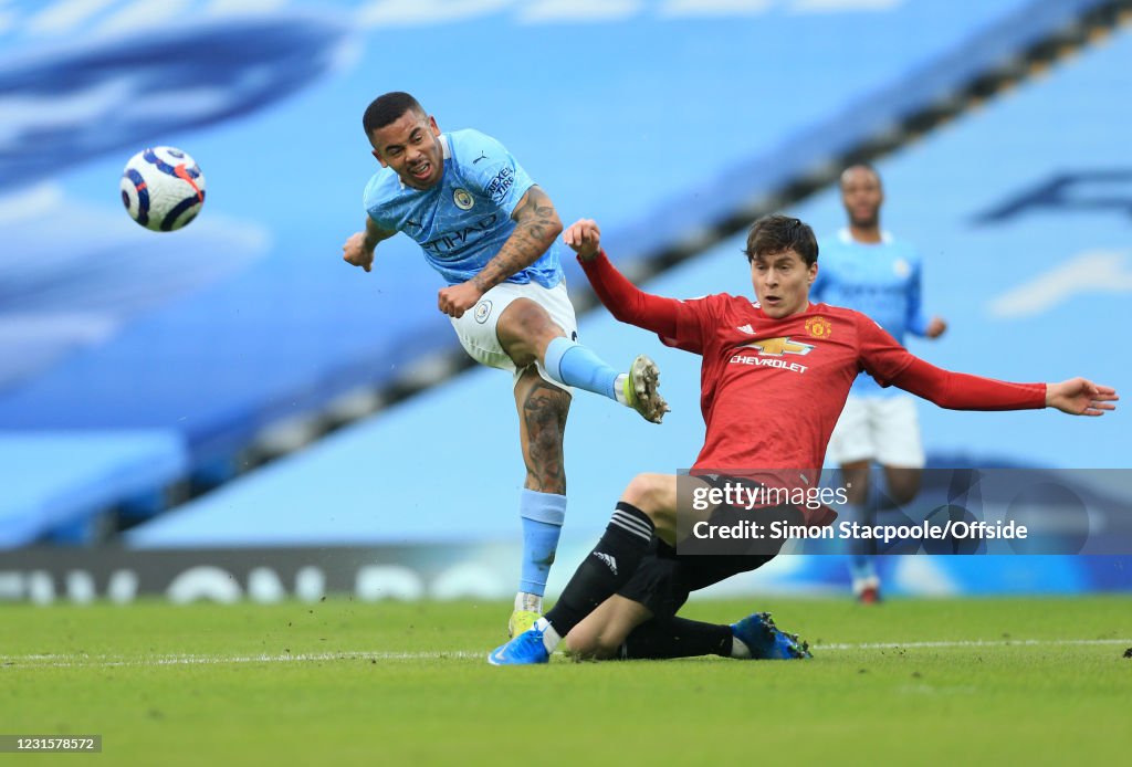Manchester City v Manchester United - Premier League