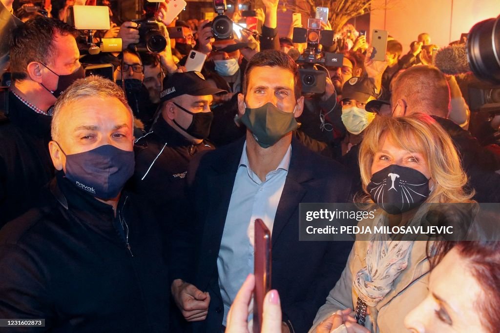 TENNIS-SRB-DJOKOVIC-FANS