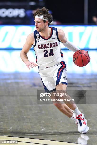 Gonzaga forward Corey Kispert drives to the basket during the semifinal game of the men's West Coast Conference basketball tournament between the St....