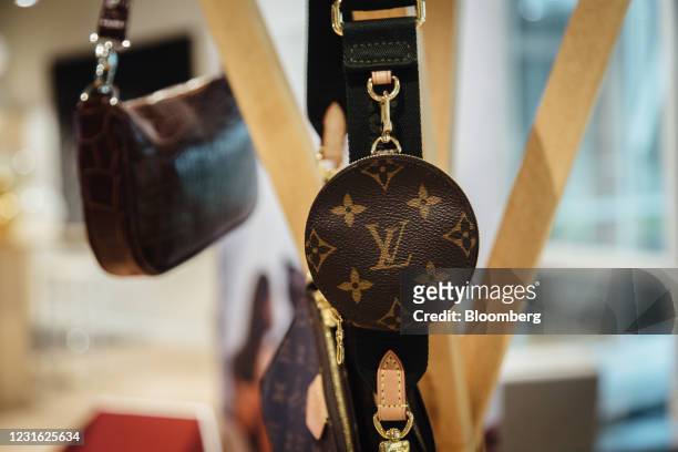 Egg bag Louis Vuitton Handbags for Women - Vestiaire Collective