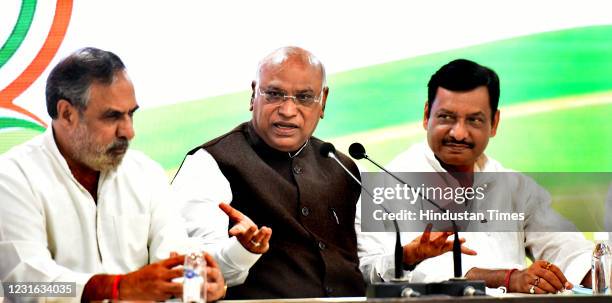 Congress Party Leader and member of Parliament Mallikarjun Kharge, Anand Sharma, Akhilesh P Singh, addressing media persons on the issue of Petroleum...