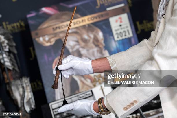Daniel Radcliffe's Harry Potter wand from "Harry Potter and The Gobelet of Fire" is seen at the preview of Julien's Auctions Hollywood Sci-Fi, Action...