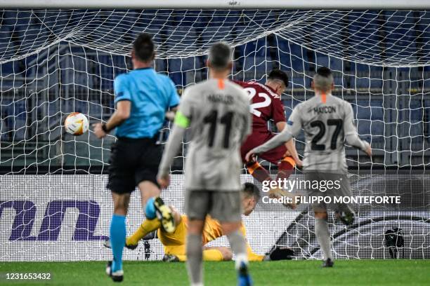 Rome's Italian forward Stephan El Shaarawy scores the second goal past Shakhtar Donetsk's Ukraine's goalkeeper Anatolii Trubin during the UEFA Europa...