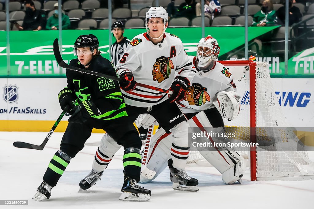 NHL: MAR 11 Blackhawks at Stars