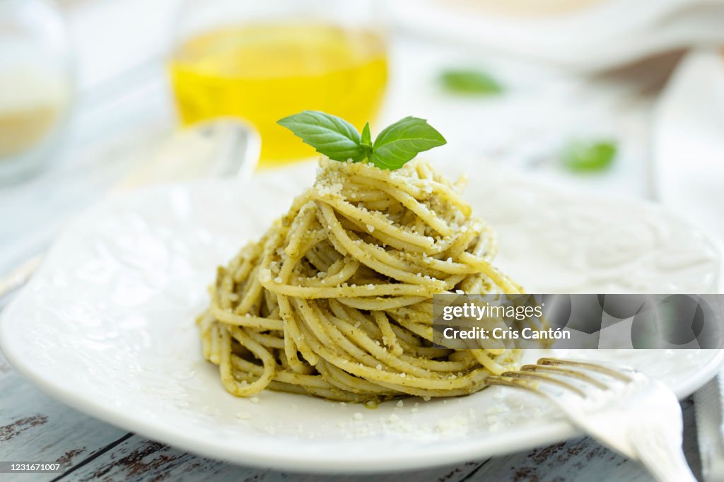 Pesto spaghetti