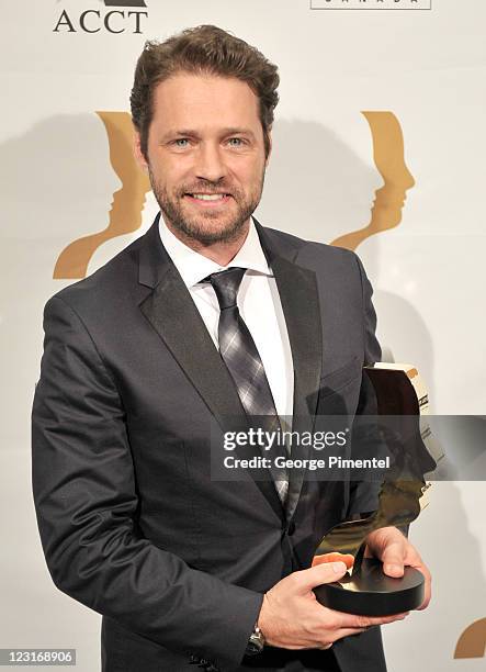 Jason Priestley attends the 26th Annual Gemini Awards - Industry Gala at the Metro Toronto Convention Centre on August 31, 2011 in Toronto, Canada.
