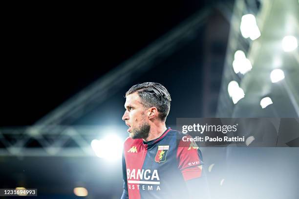 Kevin Strootman of Genoa looks on during the Serie A match between Genoa CFC and Udinese Calcio at Stadio Luigi Ferraris on March 13, 2021 in Genoa,...