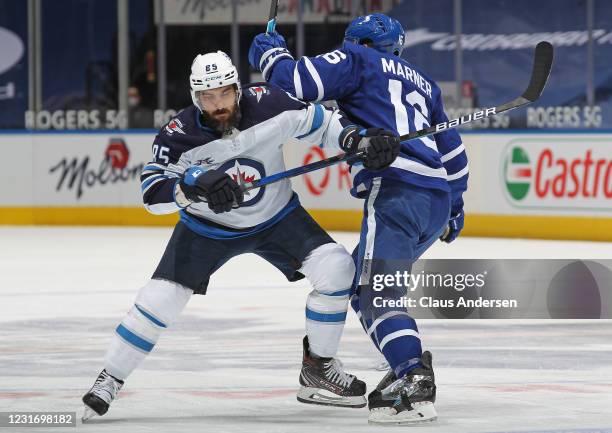 Toronto Maple Mathiue 55 Mathieu Perrault Photos & High Res Pictures - Getty Images
