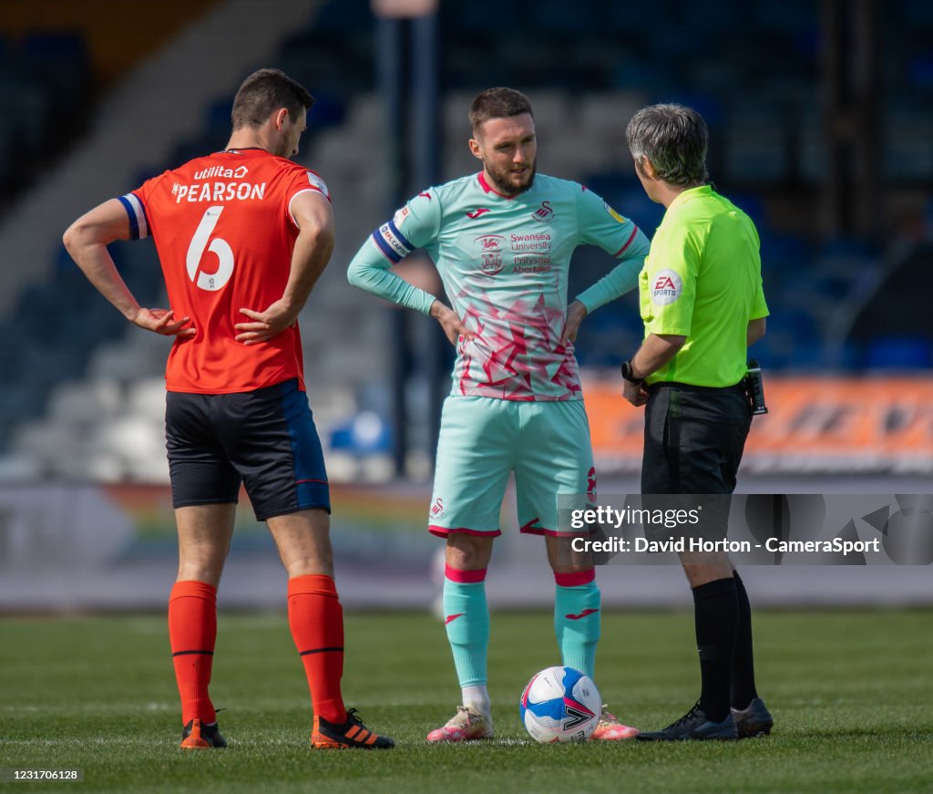 Luton Town v Swansea City - Sky Bet Championship