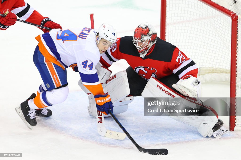 NHL: MAR 13 Islanders at Devils