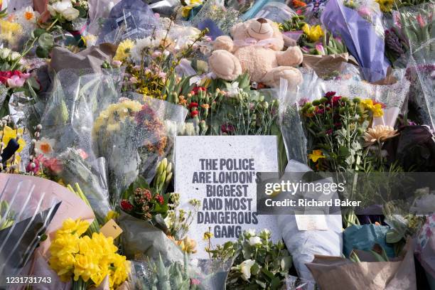 Bouquets of flowers are left at the bandstand on Clapham Common for murdered woman Sarah Everard on 15th March 2021, in London, United Kingdom. The...
