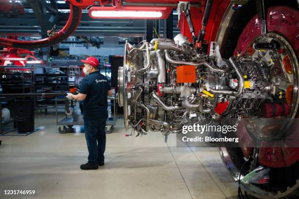 Single Bank Engine Bank Engines Photos and Premium High Res Pictures - Getty Images
