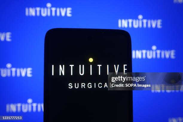 Intuitive Surgical Photos and Premium High Res Pictures - Getty Images