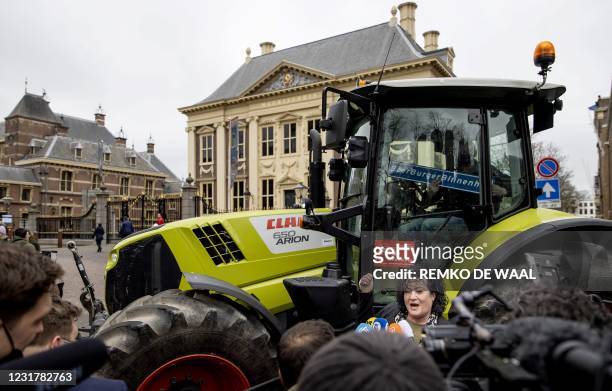 Party leader Caroline van der Plas of the BoerBurgerBeweging answers journalists' questions as she arrives at the Binnenhof, the venue of...