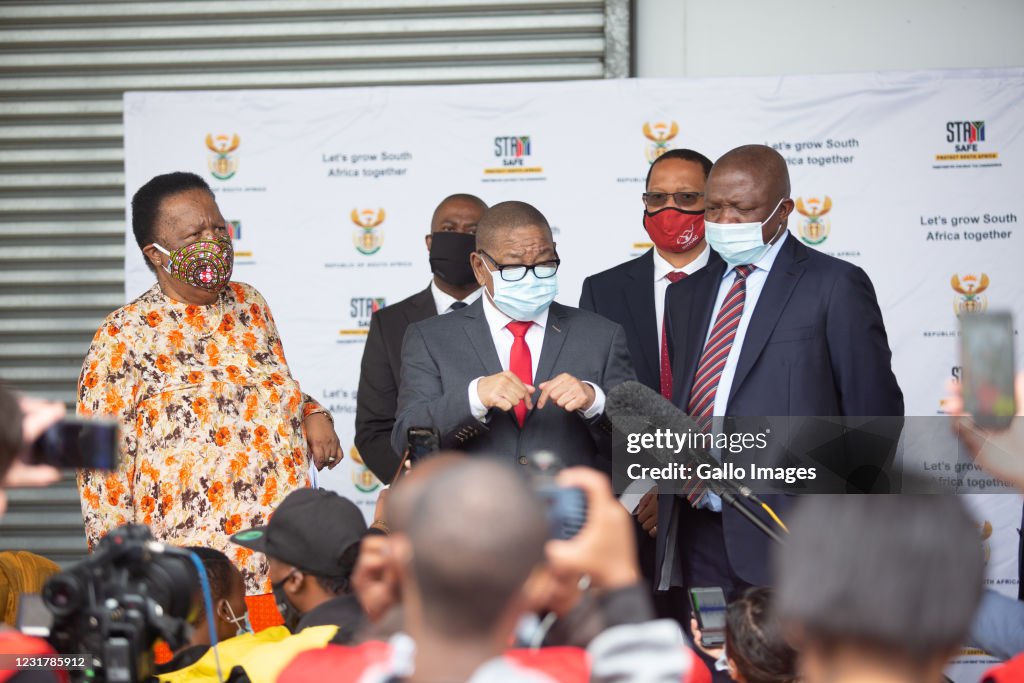South African Deputy President Mabuza visits the Biovac Facility