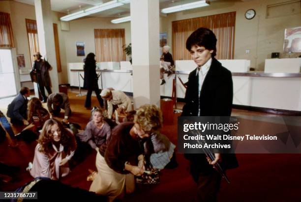 San Francisco, CA Felton Perry, Lisa Eilbacher as Patty Hearst, Karen Landry, extras appearing in the ABC tv movie 'The Ordeal of Patty Hearst'.