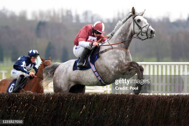 Ask Me Early ridden by Sean Bowen on their way to winning the 1834 Novices' Handicap Chase at Uttoxeter Racecourse on March 20, 2021 in Uttoxeter,...