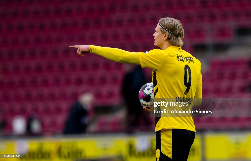 1. FC Koeln v Borussia Dortmund - Bundesliga