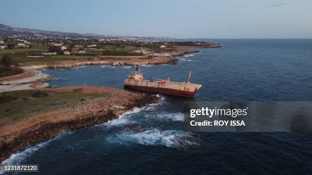 Edro 3 85 Edro Iii Stock Photos, High-Res Pictures, and Images - Getty Images