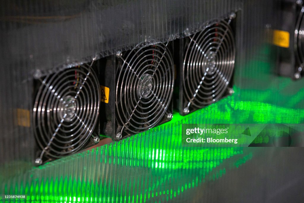 Bitcoin Mining at Russian CryptoUniverse Farm