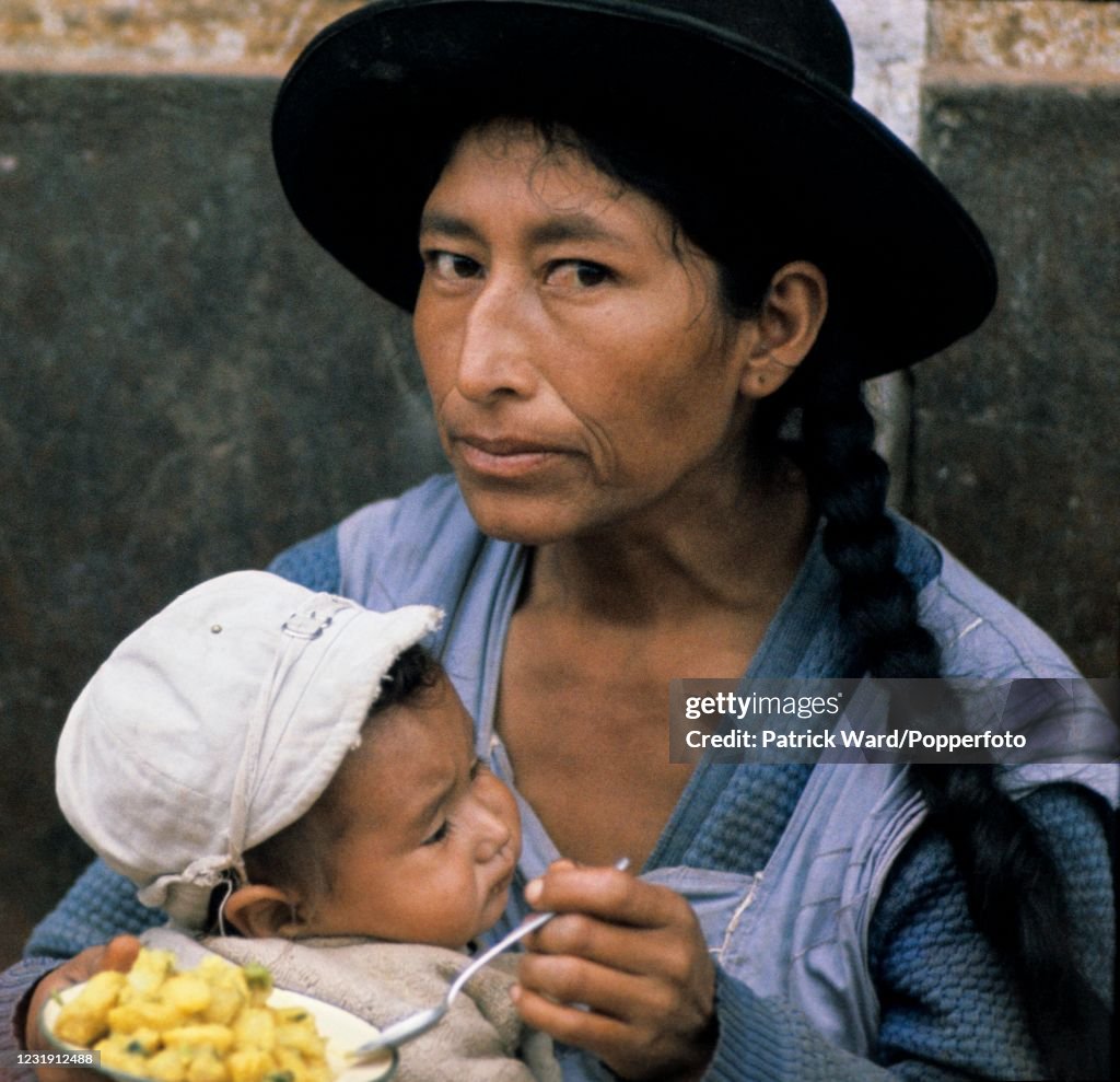 Mother And Child In Lima