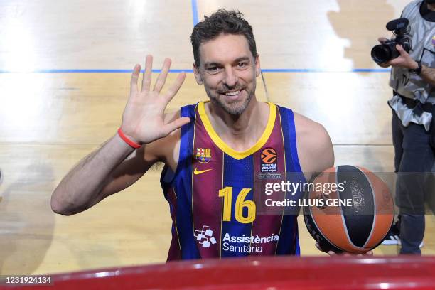 Spanish pivot Pau Gasol as he leaves following his official presentation as new player of FC Barcelona Basket at the Palau Blaugrana in Barcelona on...
