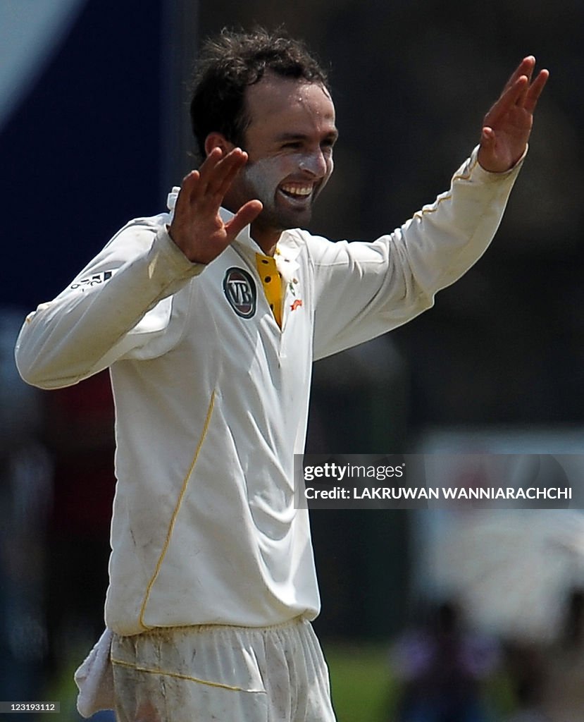 Australia cricketer Nathan Lyon celebrat