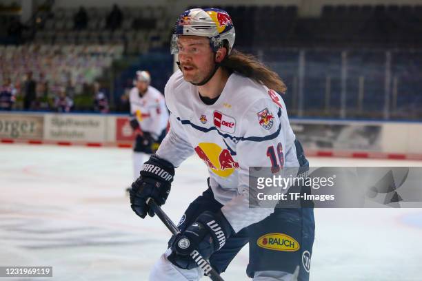 Konrad Abeltshauser of EHC Red Bull Muenchen looks during the DEL match between Iserlohn Roosters and EHC Red Bull München on March 23, 2021 in...