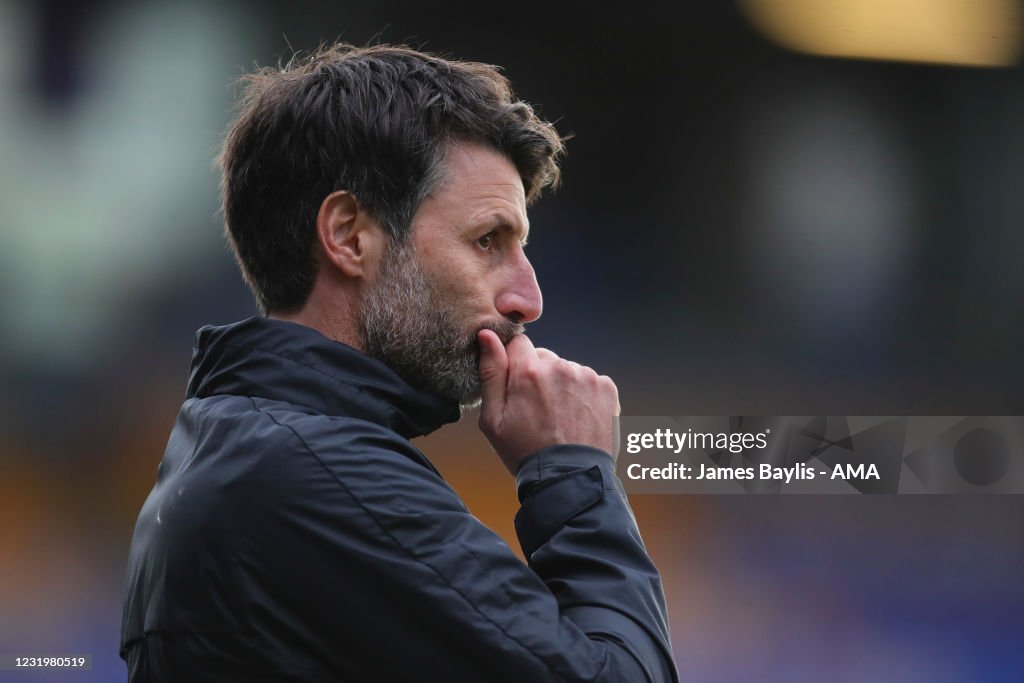 Shrewsbury Town v Portsmouth - Sky Bet League One
