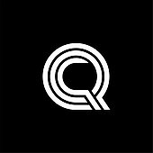 Triple Double Line Letter Logotype Q