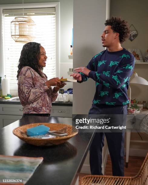 Move-In Ready Against the warnings of Dre and his coworkers, Junior is resolute about his decision to move in with Olivia. They go on an apartment...