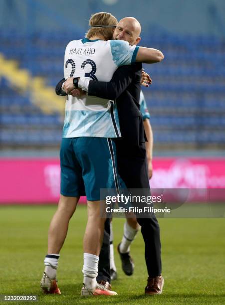 Erling Haaland of Norway celebrates win with Norway manager Stale Solbakken after the FIFA World Cup 2022 Qatar qualifying match between Montenegro...