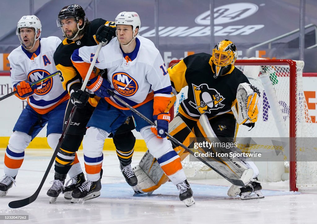 NHL: MAR 29 Islanders at Penguins