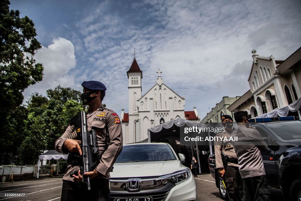INDONESIA-RELIGION-EASTER-SECURITY