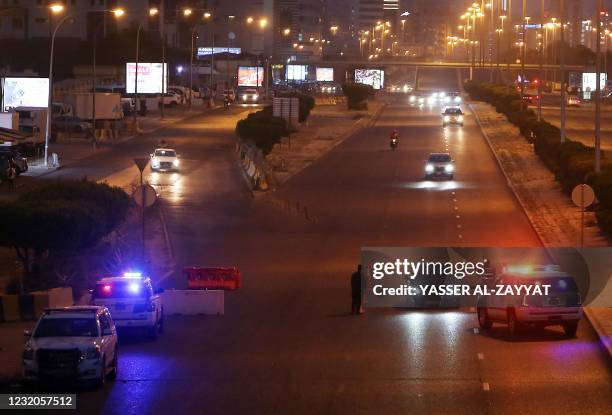 Police Check Point Photos and Premium High Res Pictures - Getty Images